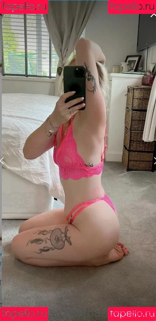 Natalie Hanby Onlyfans Photo Gallery 
