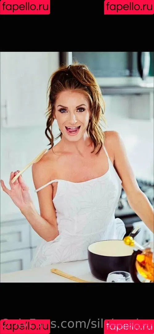 silviasaige Onlyfans Photo Gallery 