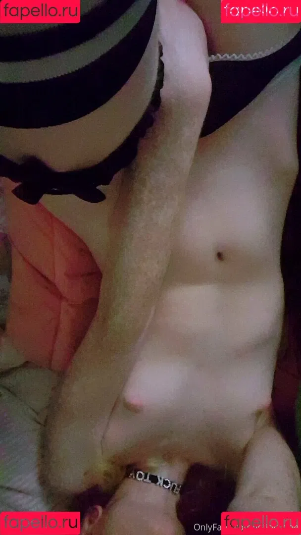 Cyanide_River Onlyfans Photo Gallery 