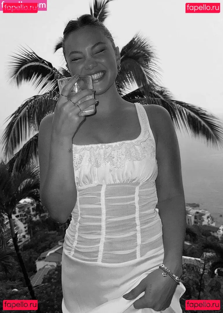 Olivia H Onlyfans Photo Gallery 