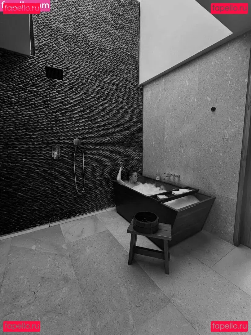 Olivia H Onlyfans Photo Gallery 