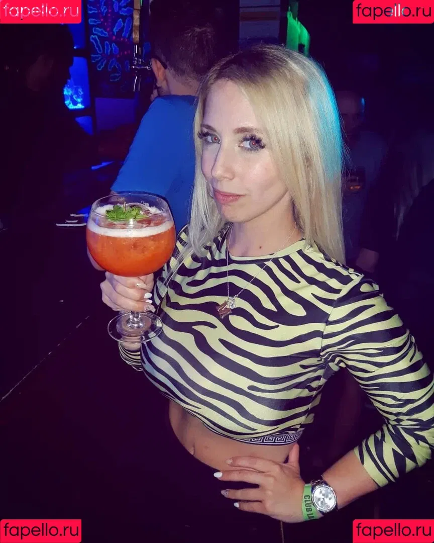 Maria Celeste Onlyfans Photo Gallery 