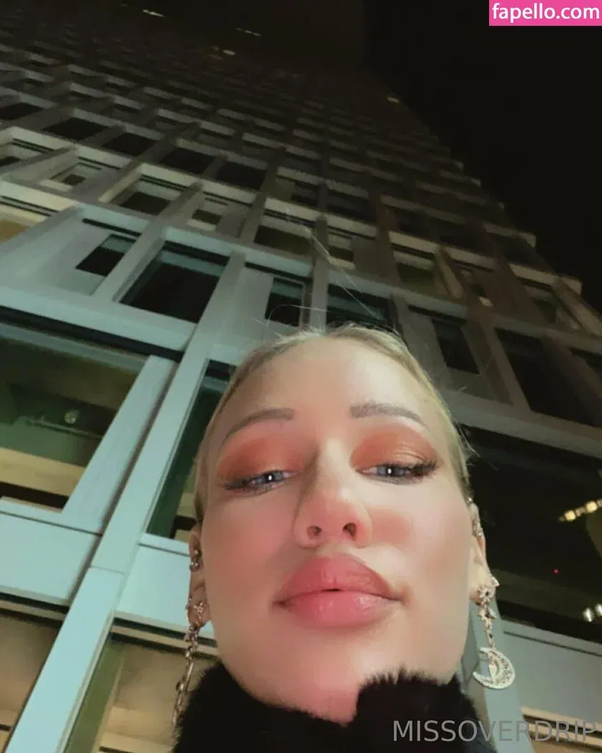 missoverdrip Onlyfans Photo Gallery 