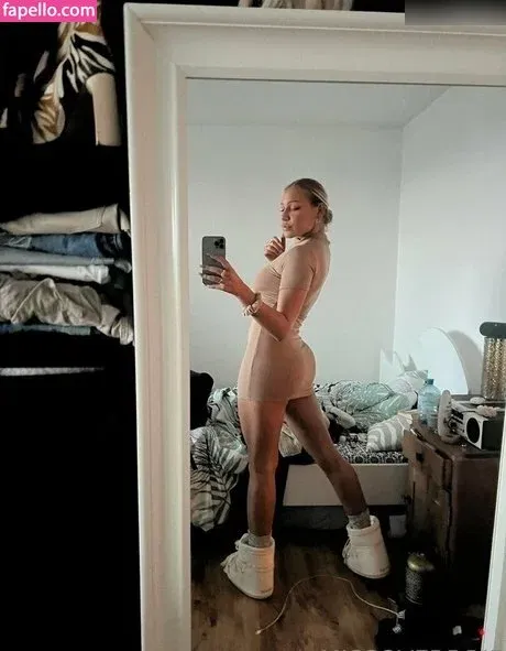 missoverdrip Onlyfans Photo Gallery 