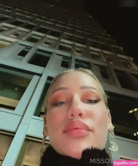 missoverdrip Onlyfans Photo Gallery 