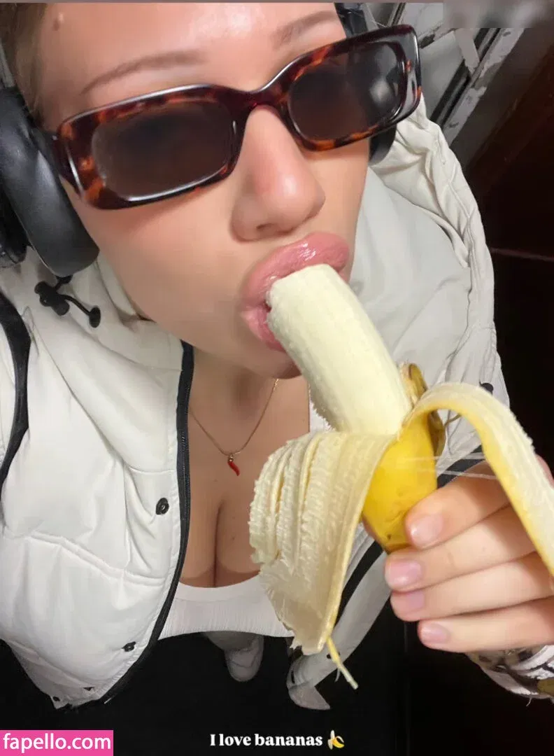 missoverdrip Onlyfans Photo Gallery 