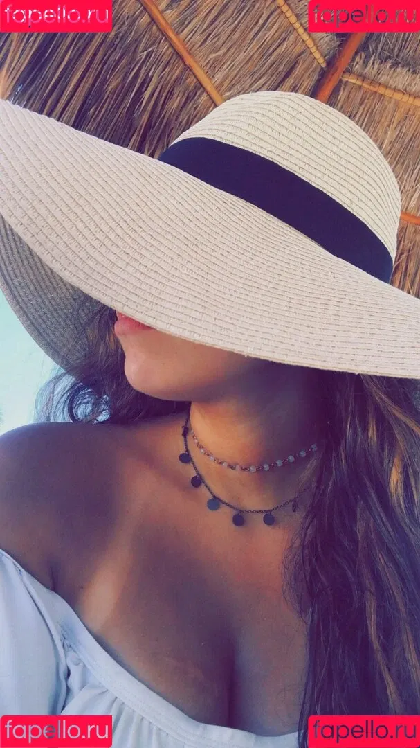 Nerdysara Onlyfans Photo Gallery 