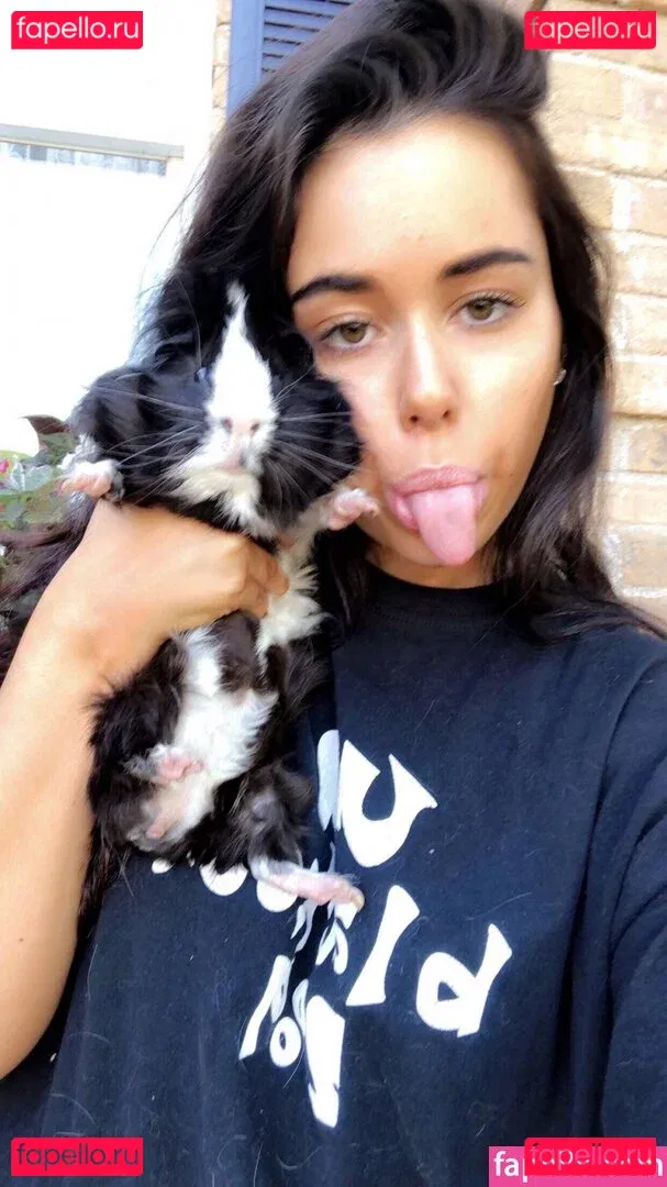 Nerdysara Onlyfans Photo Gallery 