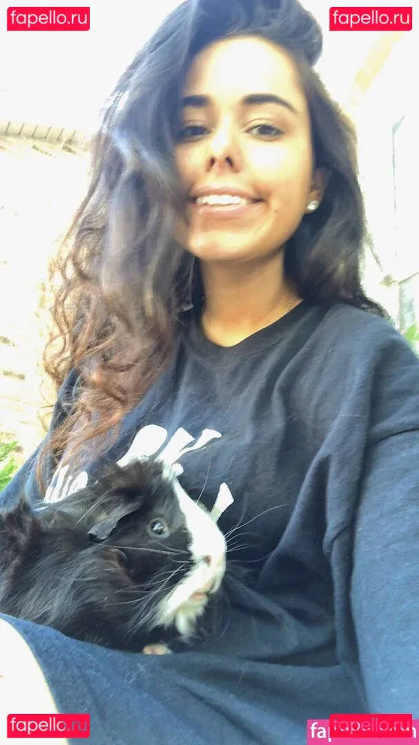 Nerdysara Onlyfans Photo Gallery 