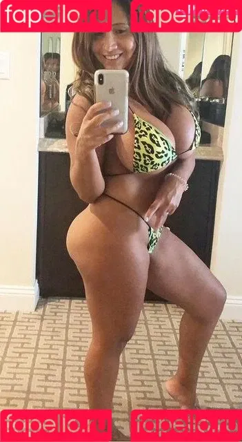 Yliana Diaz Onlyfans Photo Gallery 