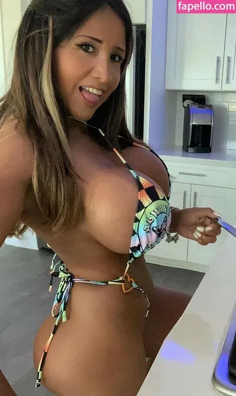 Yliana Diaz Onlyfans Photo Gallery 