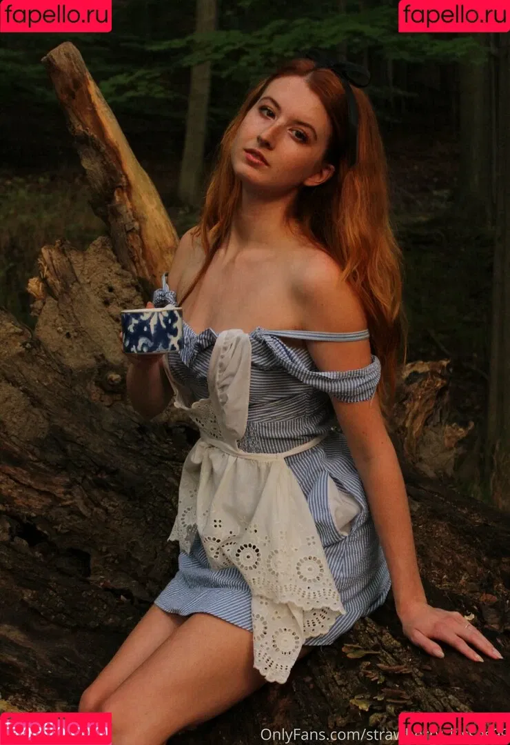 Strawberrykisses99 Onlyfans Photo Gallery 