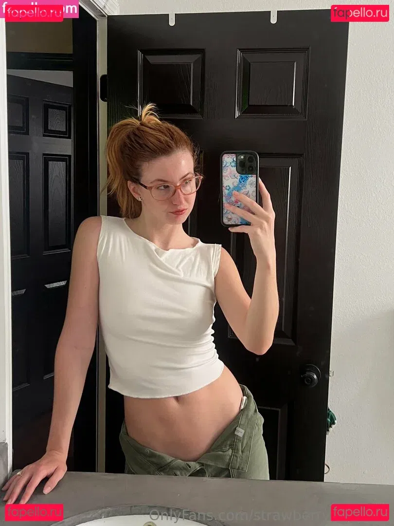 Strawberrykisses99 Onlyfans Photo Gallery 