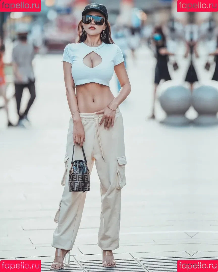 Echo Yue Onlyfans Photo Gallery 