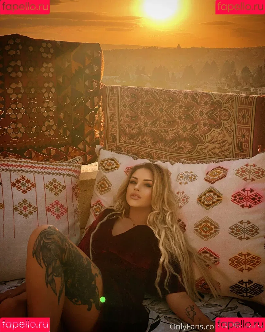 kellie-mimi Onlyfans Photo Gallery 