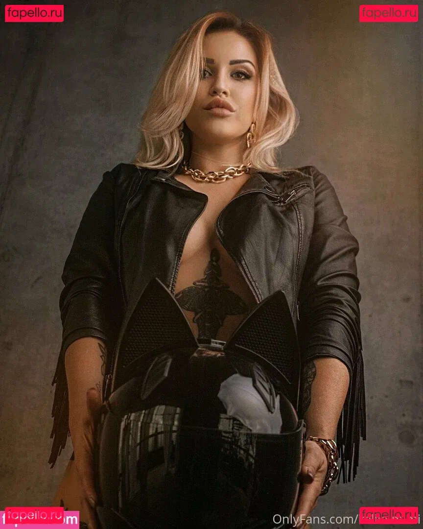 kellie-mimi Onlyfans Photo Gallery 