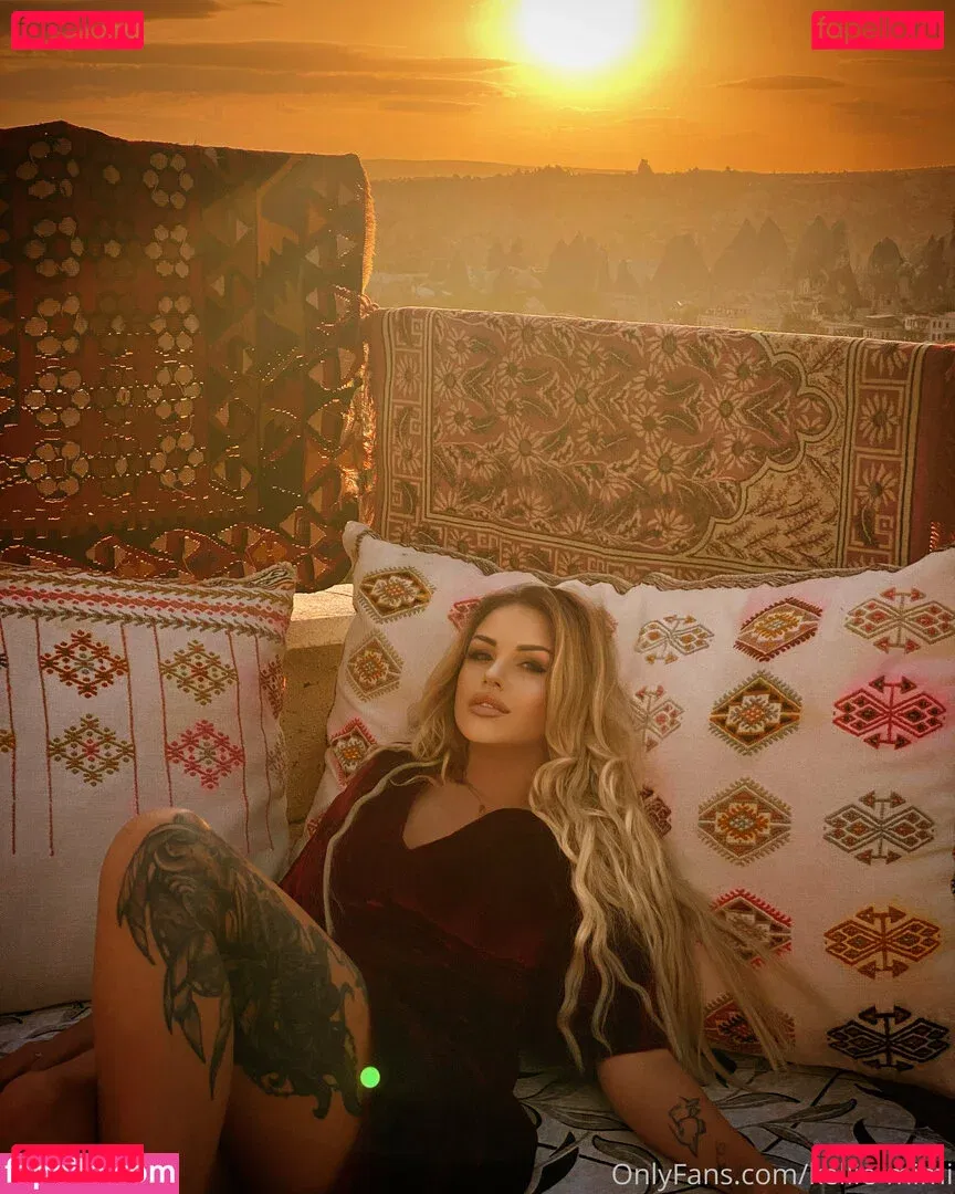 kellie-mimi Onlyfans Photo Gallery 