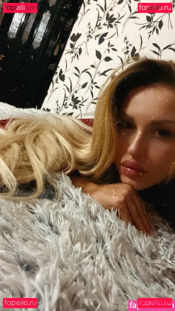 kellie-mimi Onlyfans Photo Gallery 