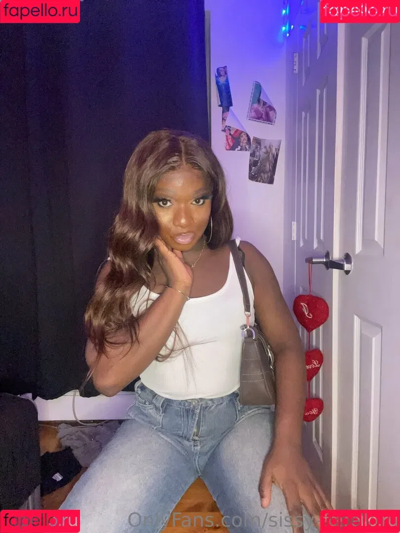 sissy-serayah Onlyfans Photo Gallery 