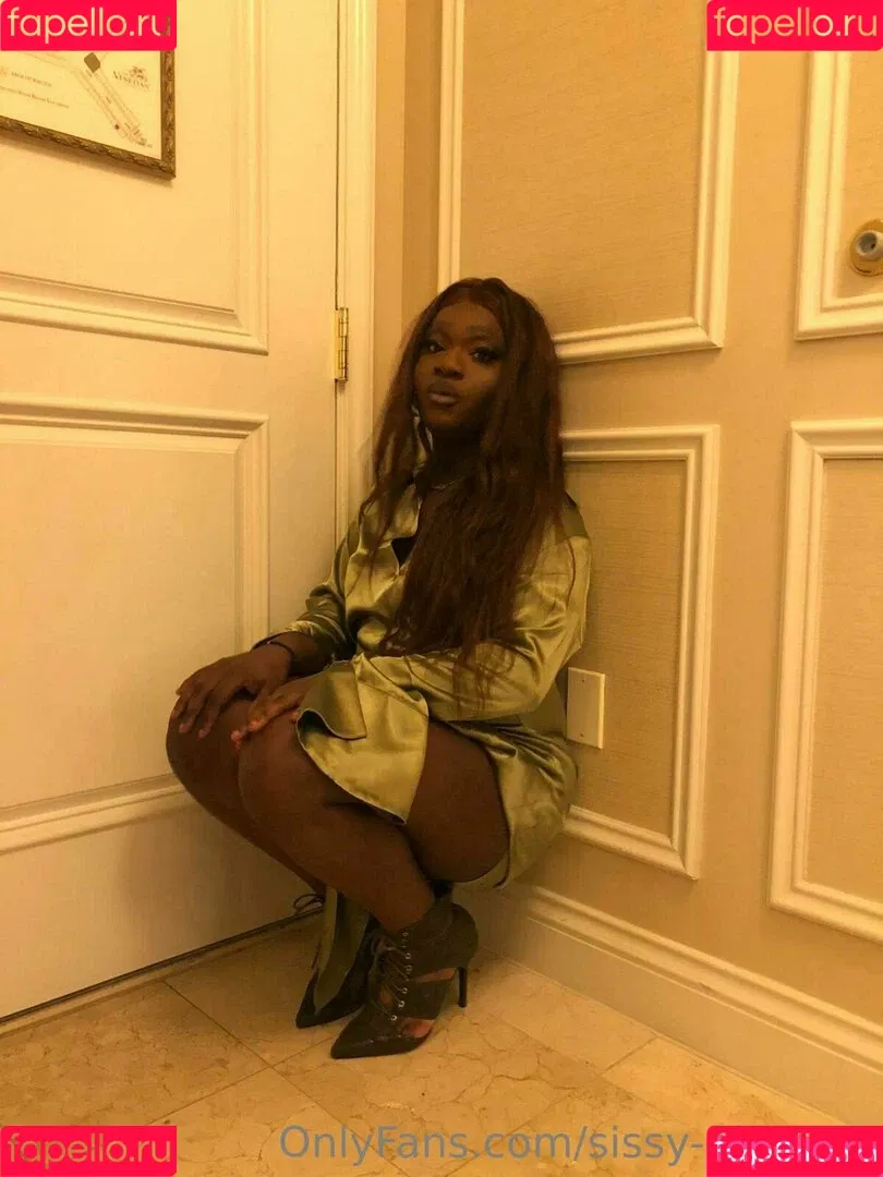 sissy-serayah Onlyfans Photo Gallery 