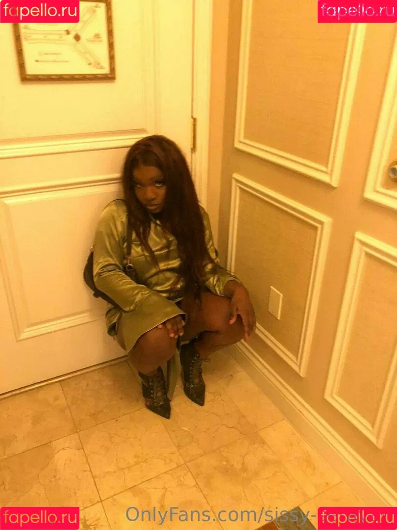 sissy-serayah Onlyfans Photo Gallery 
