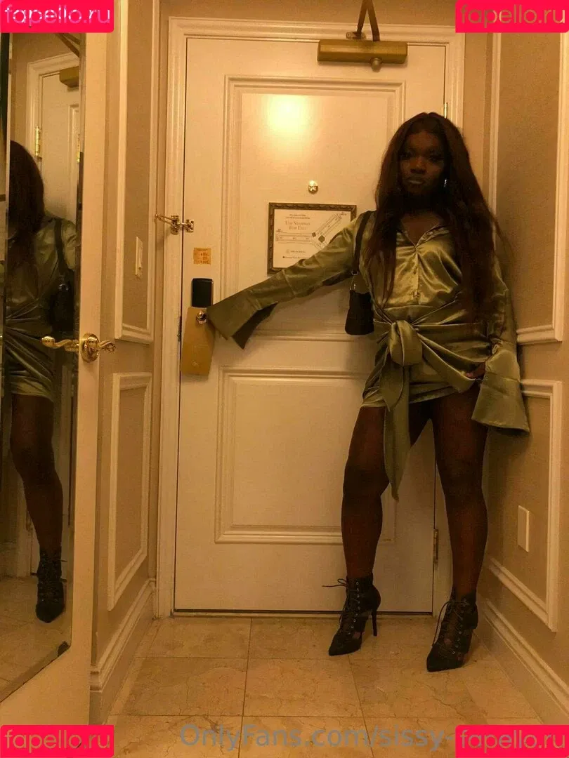 sissy-serayah Onlyfans Photo Gallery 