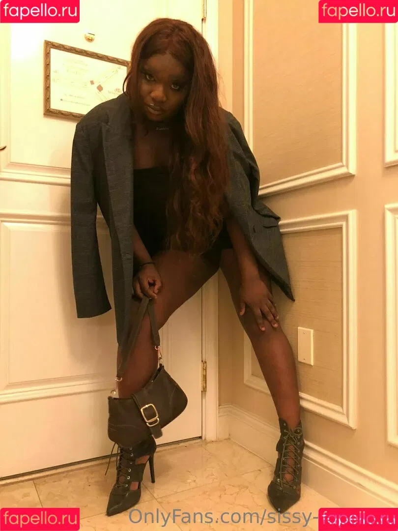 sissy-serayah Onlyfans Photo Gallery 