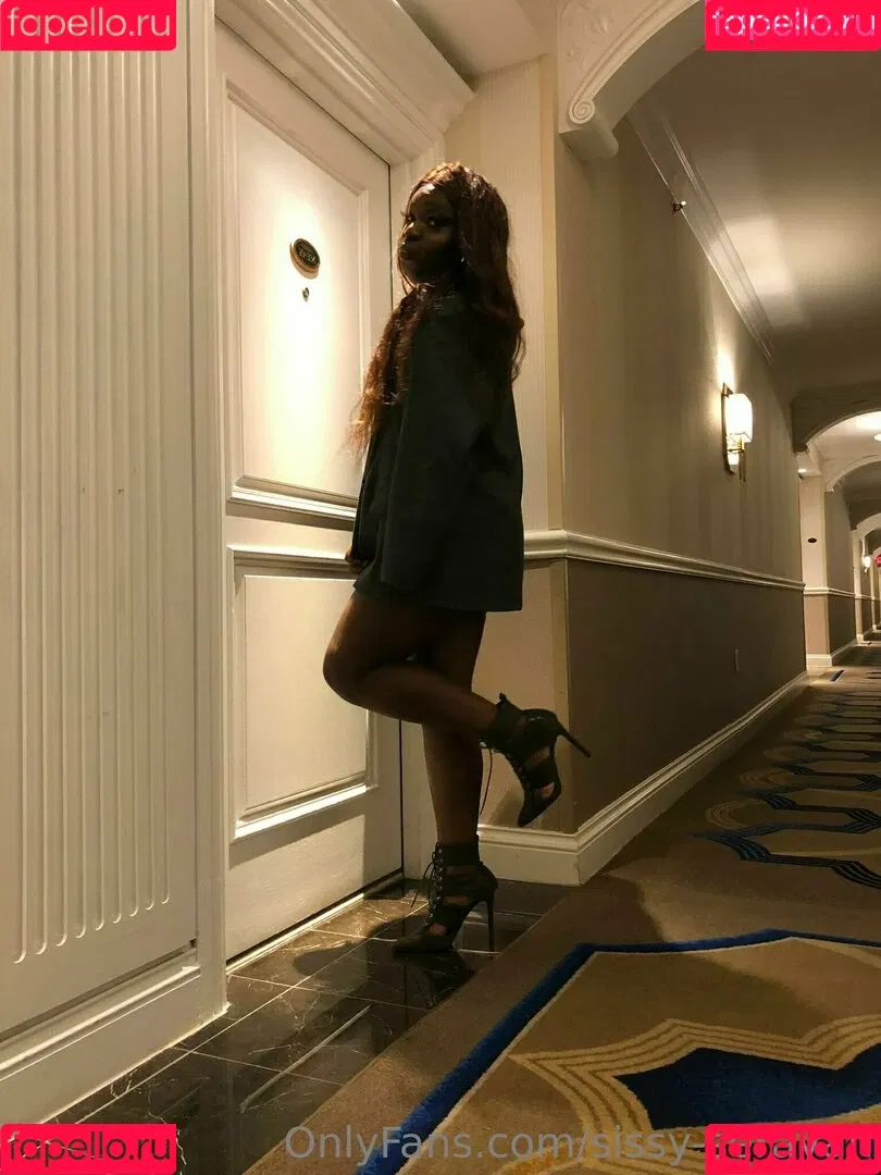 sissy-serayah Onlyfans Photo Gallery 