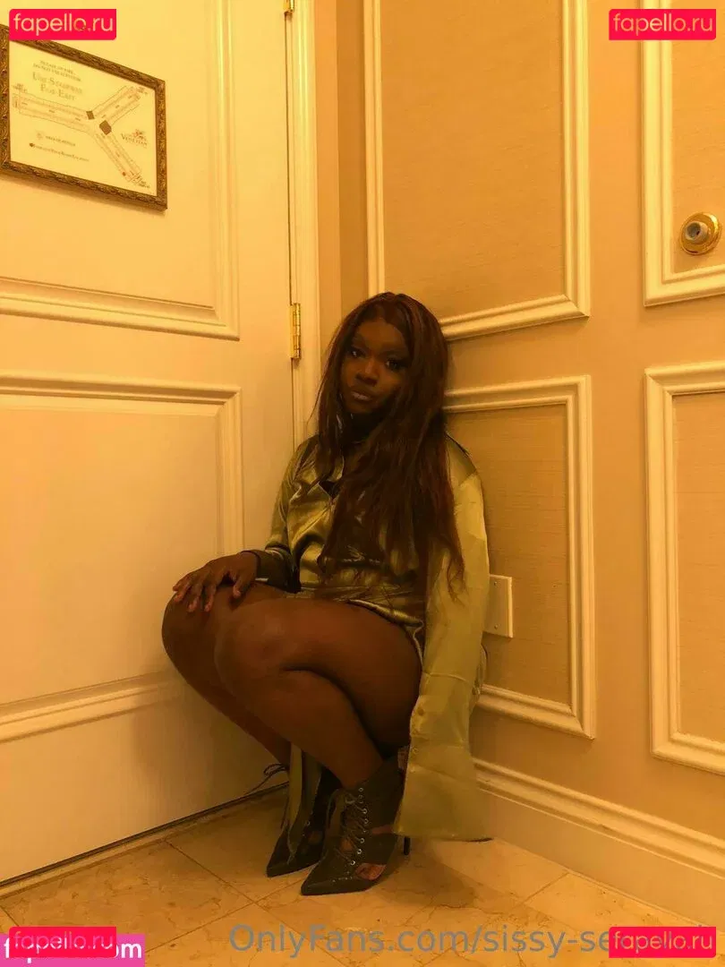 sissy-serayah Onlyfans Photo Gallery 