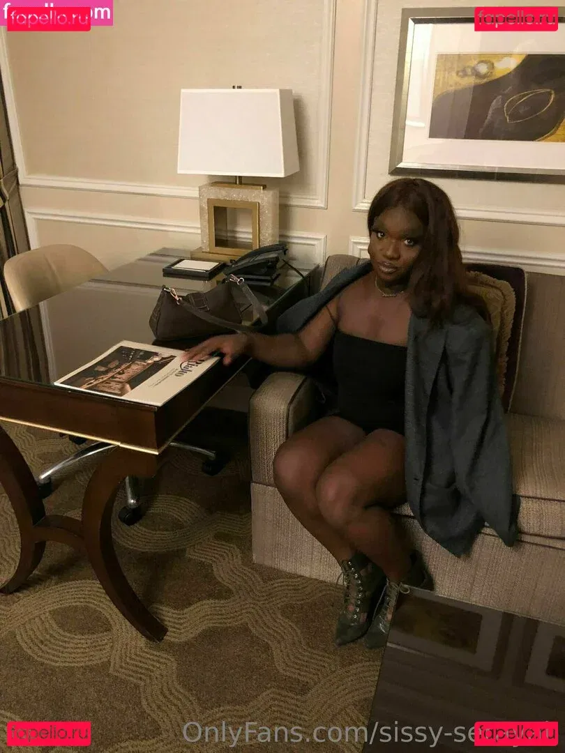 sissy-serayah Onlyfans Photo Gallery 