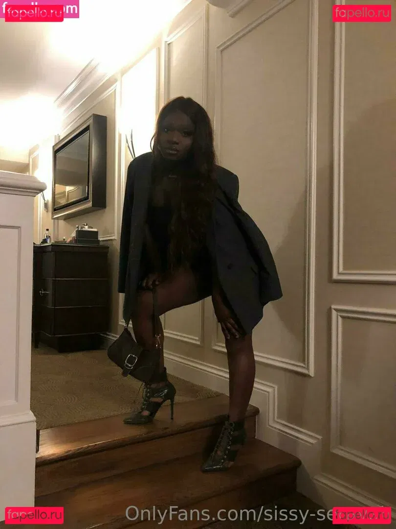 sissy-serayah Onlyfans Photo Gallery 