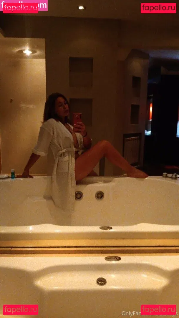 mtutsy Onlyfans Photo Gallery 