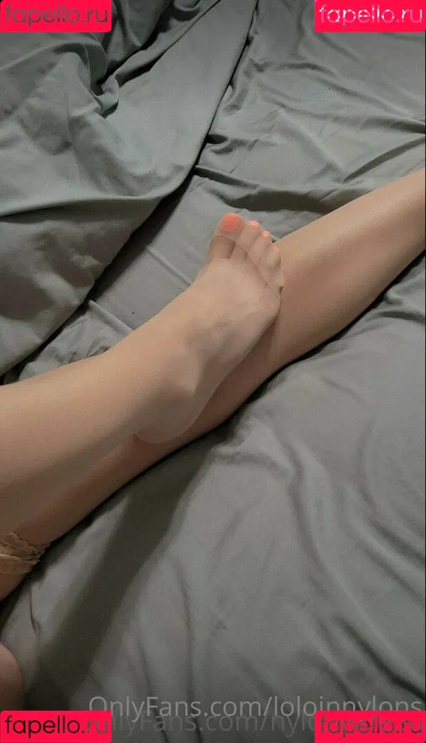 your-favorite-nylon-girl Onlyfans Photo Gallery 