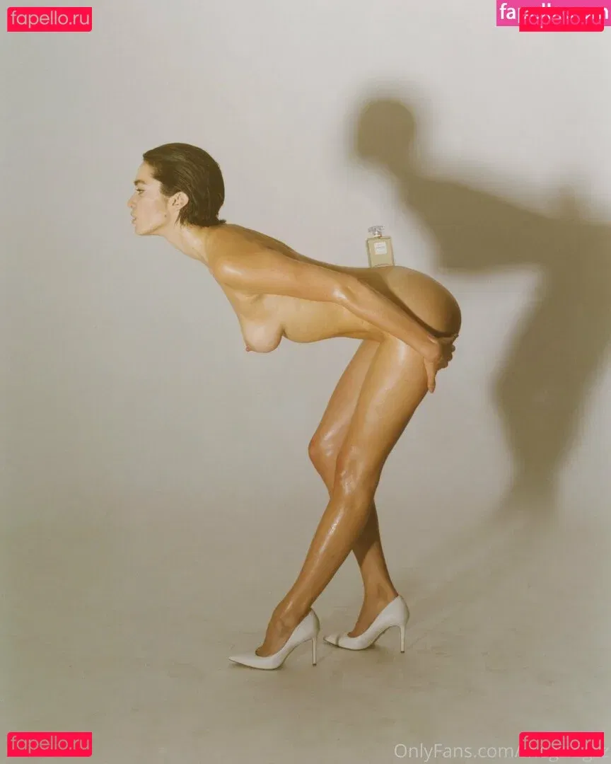 megzlegzz Onlyfans Photo Gallery 