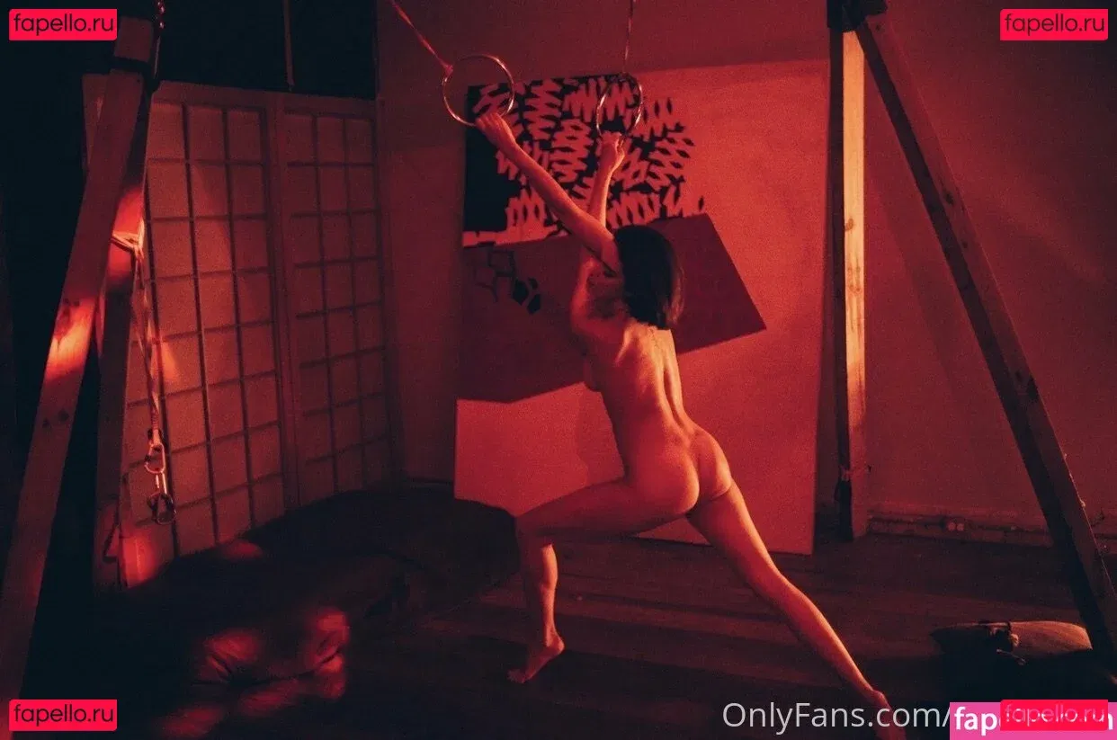 megzlegzz Onlyfans Photo Gallery 