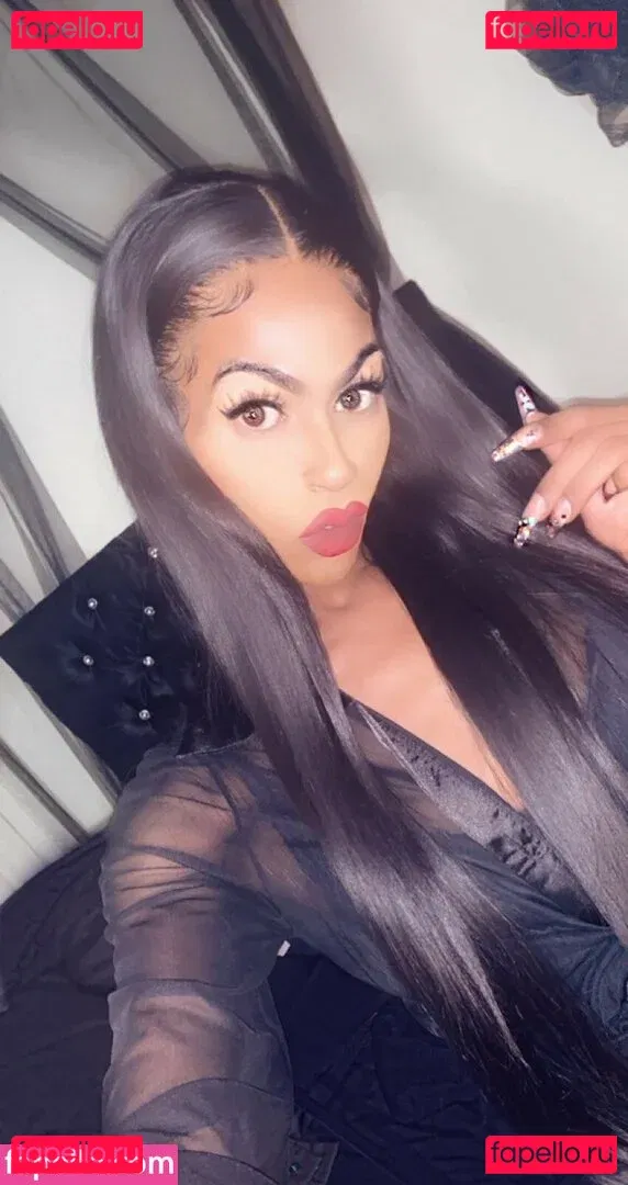 MaliyahLoren Onlyfans Photo Gallery 