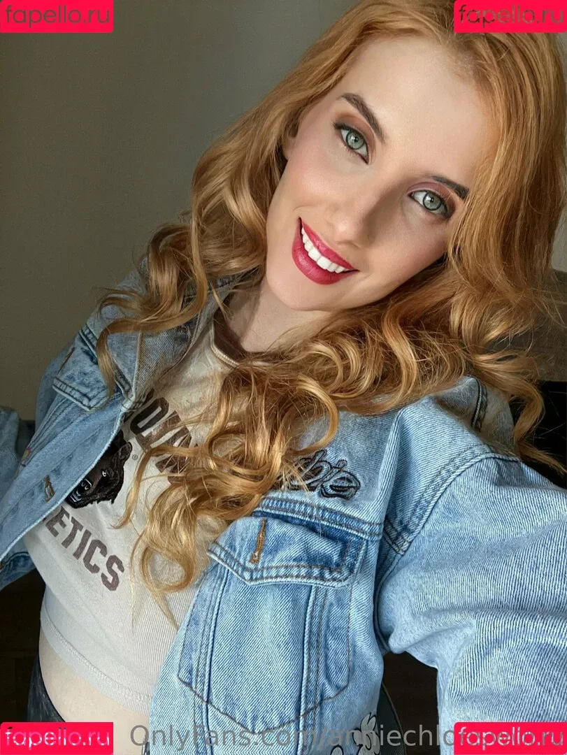 anniechloesworld Onlyfans Photo Gallery 