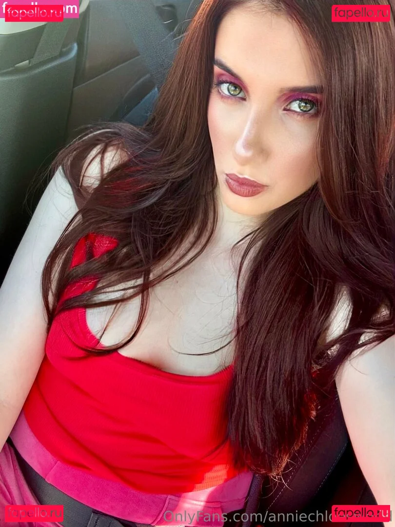anniechloesworld Onlyfans Photo Gallery 