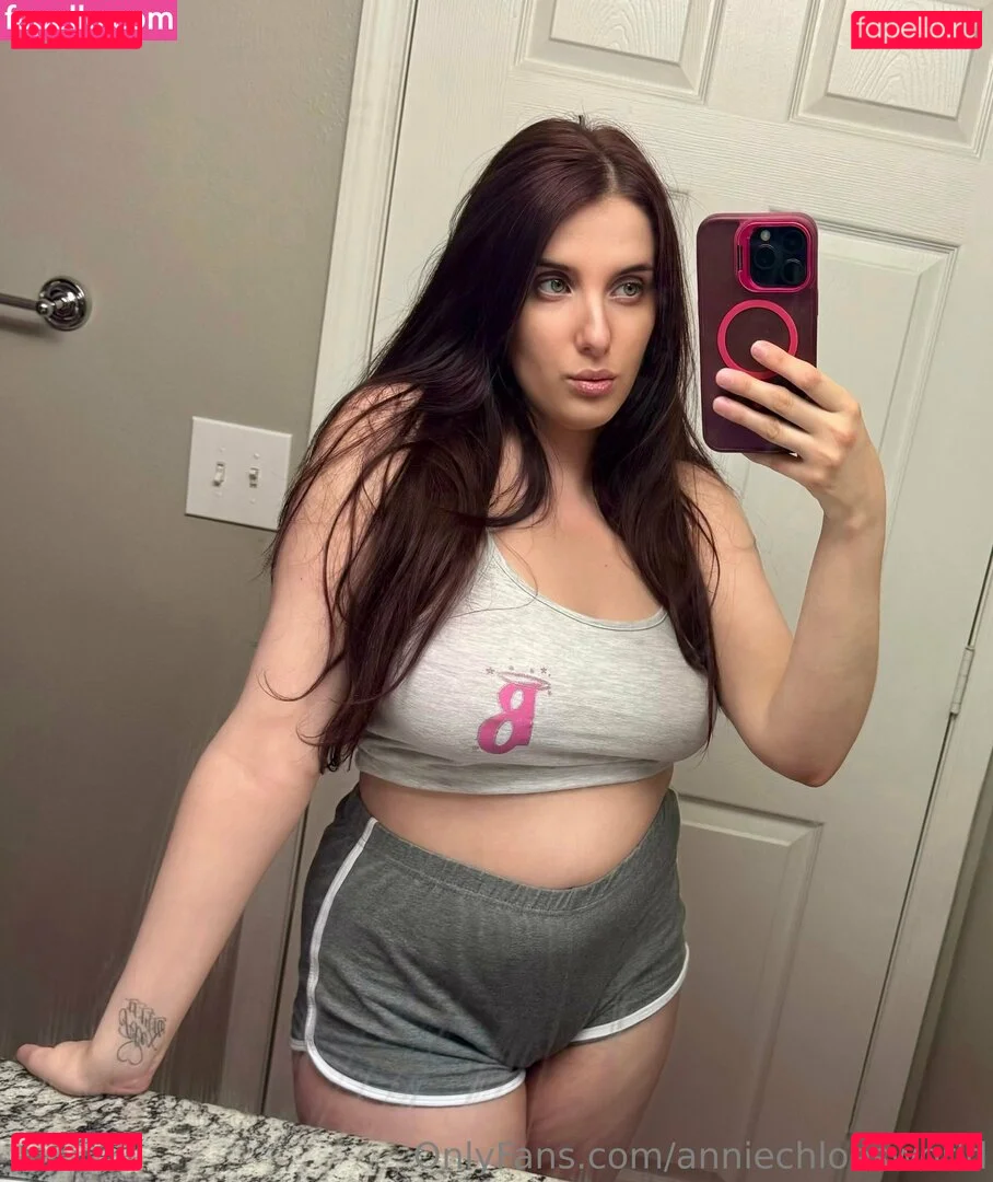 anniechloesworld Onlyfans Photo Gallery 