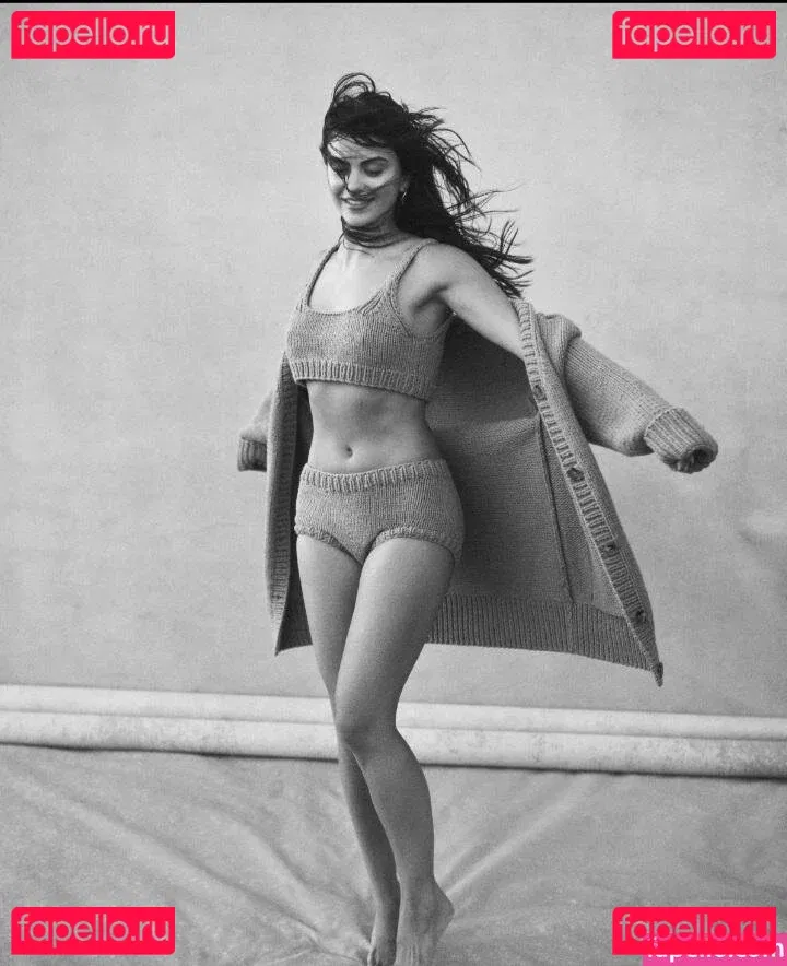 Camila Mendes Onlyfans Photo Gallery 