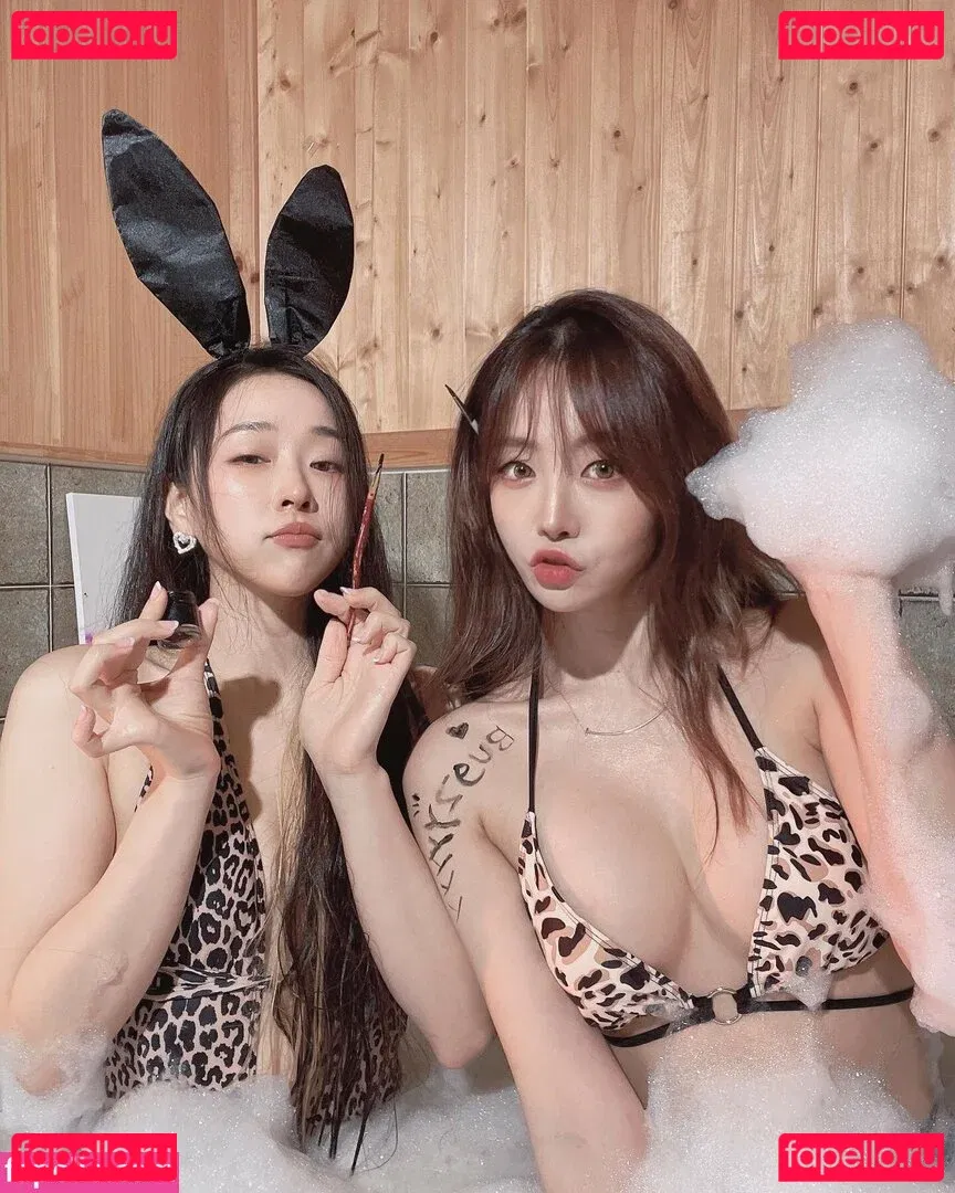 Yunicorn19 Onlyfans Photo Gallery 