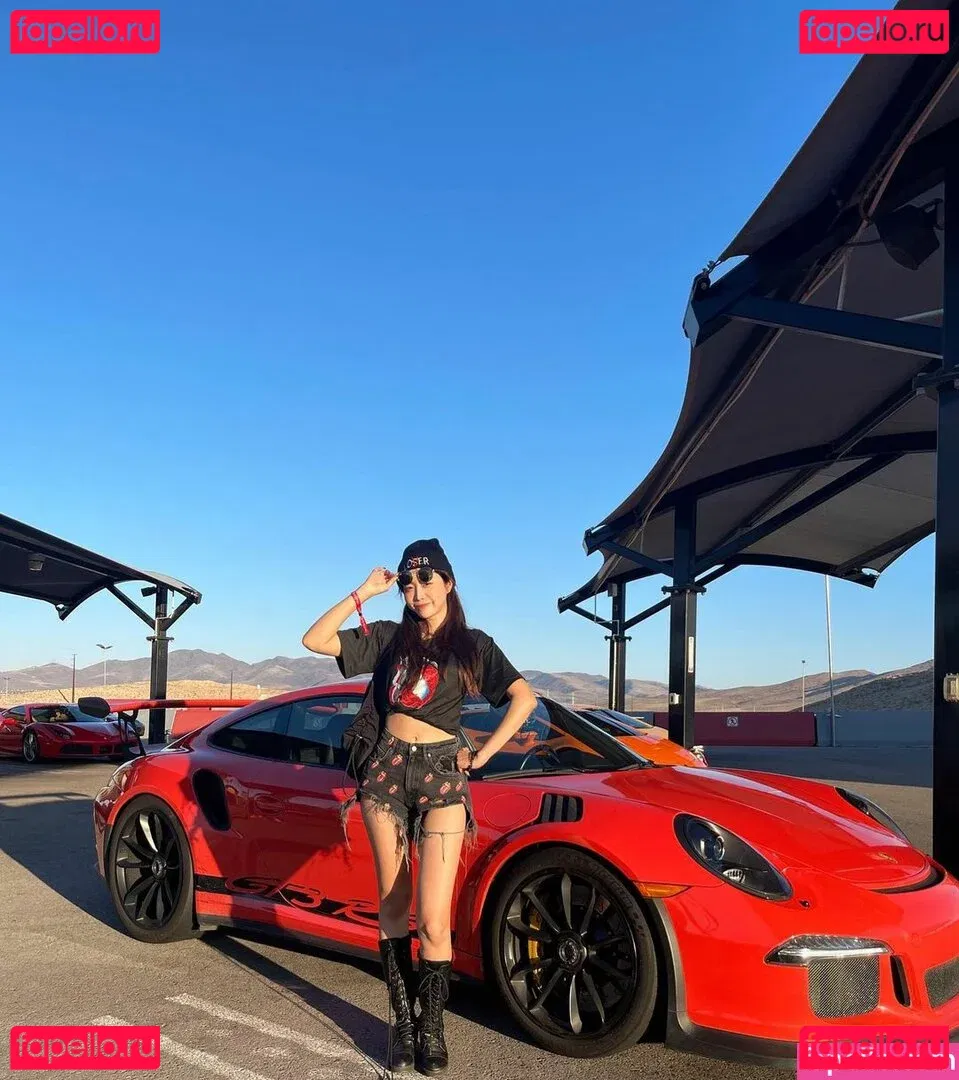 Yunicorn19 Onlyfans Photo Gallery 