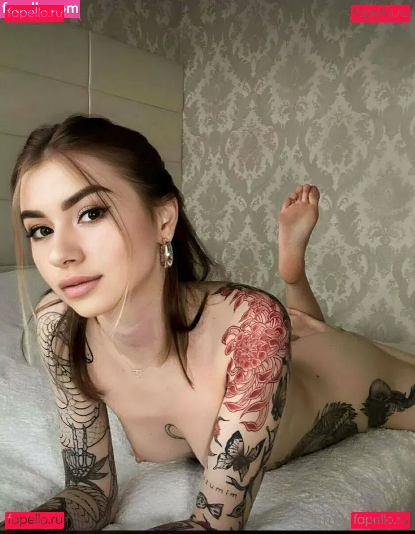 emilywillis18 Onlyfans Photo Gallery 