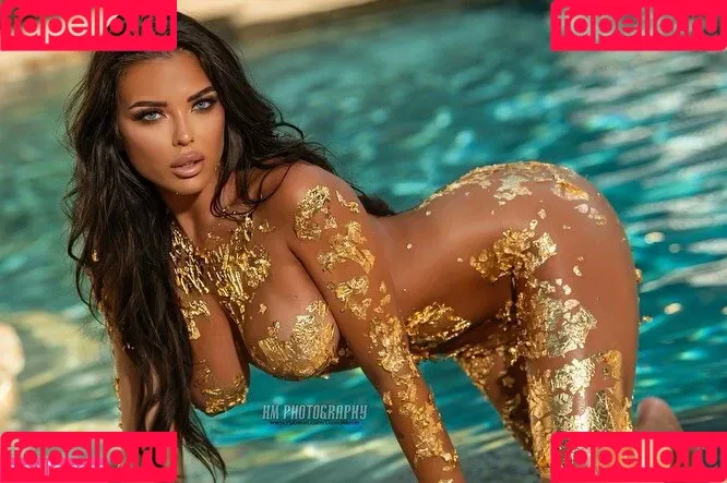 Neesy Rizzo Onlyfans Photo Gallery 