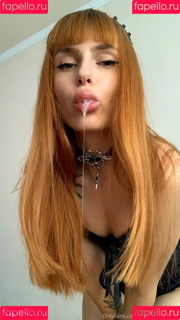 Goddess Kira Onlyfans Photo Gallery 