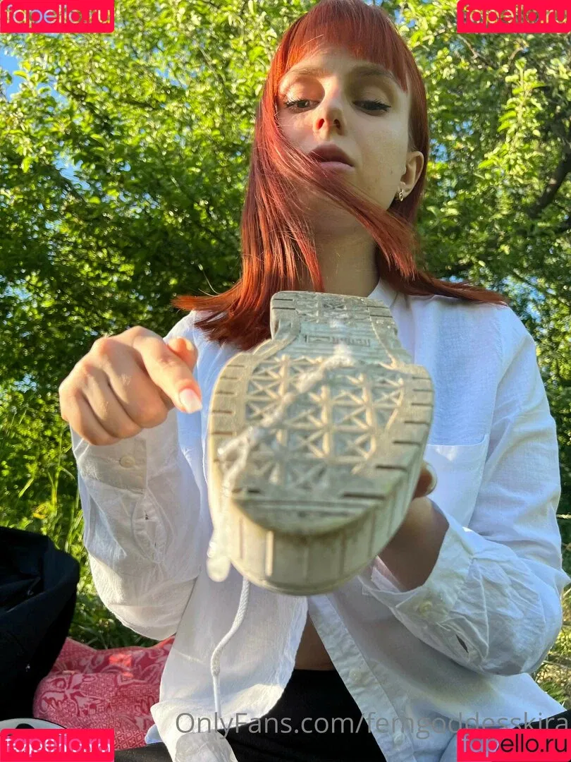 Goddess Kira Onlyfans Photo Gallery 
