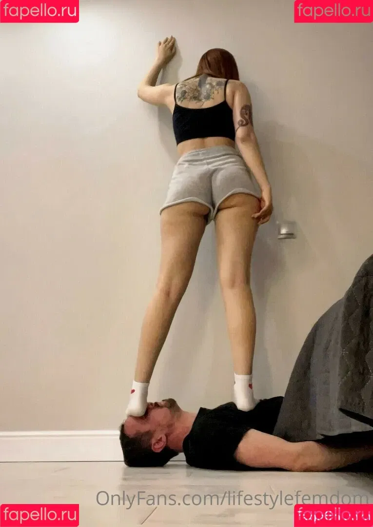 Goddess Kira Onlyfans Photo Gallery 