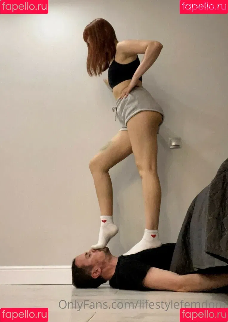 Goddess Kira Onlyfans Photo Gallery 
