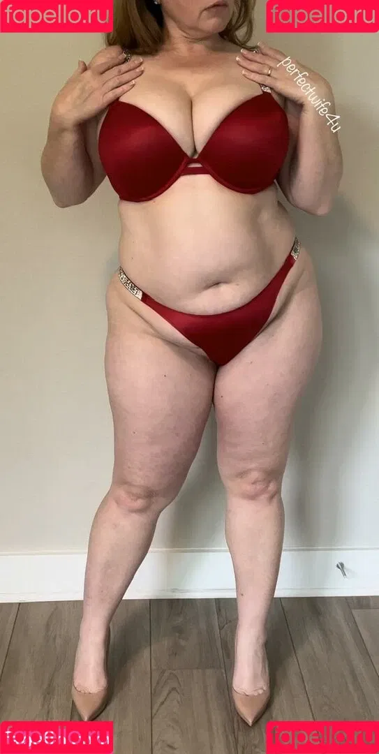 The Perfect Wife Onlyfans Photo Gallery 