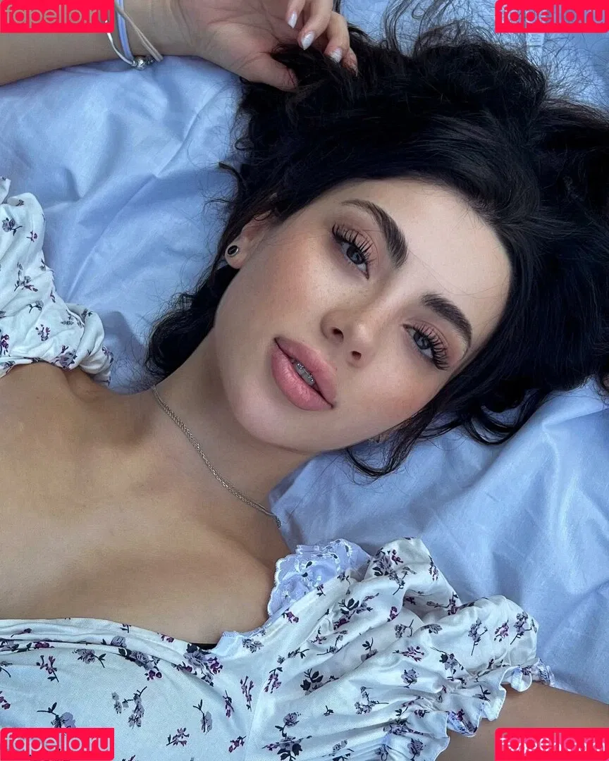 Sevinch Salmanova Onlyfans Photo Gallery 
